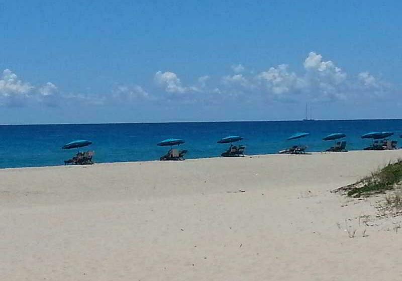 فندق Seaspray Inn Beach Resort