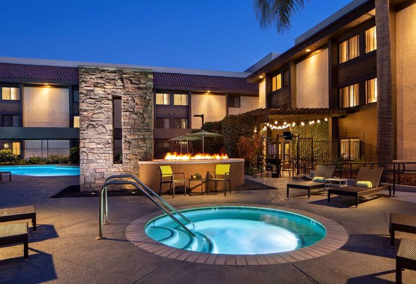 فندق Sonesta Silicon Valley