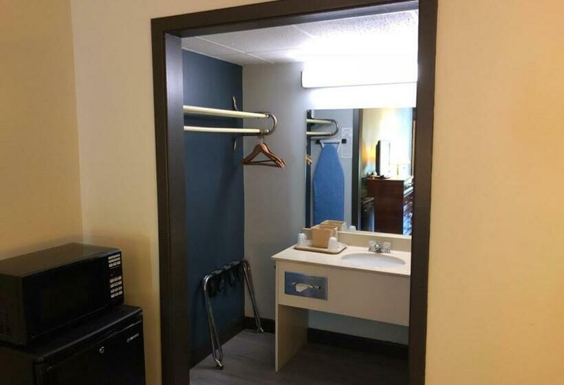 هتل Springfield Inn Tn