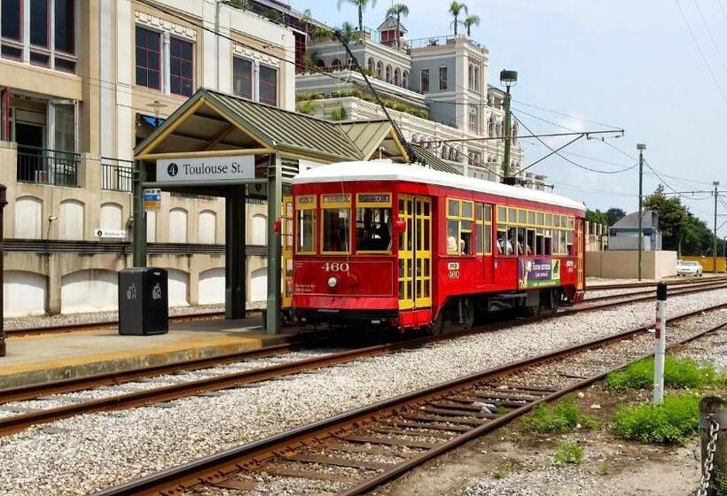 فندق St. Pierre French Quarter