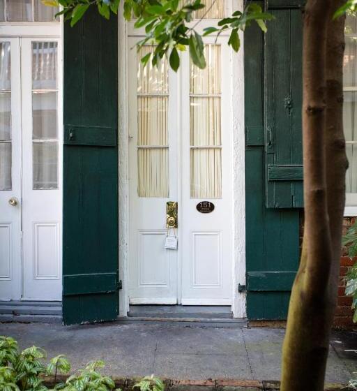 فندق St. Pierre French Quarter