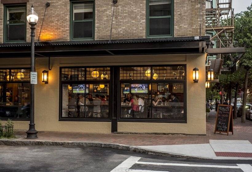 Staypineapple, A Delightful Hotel, South End