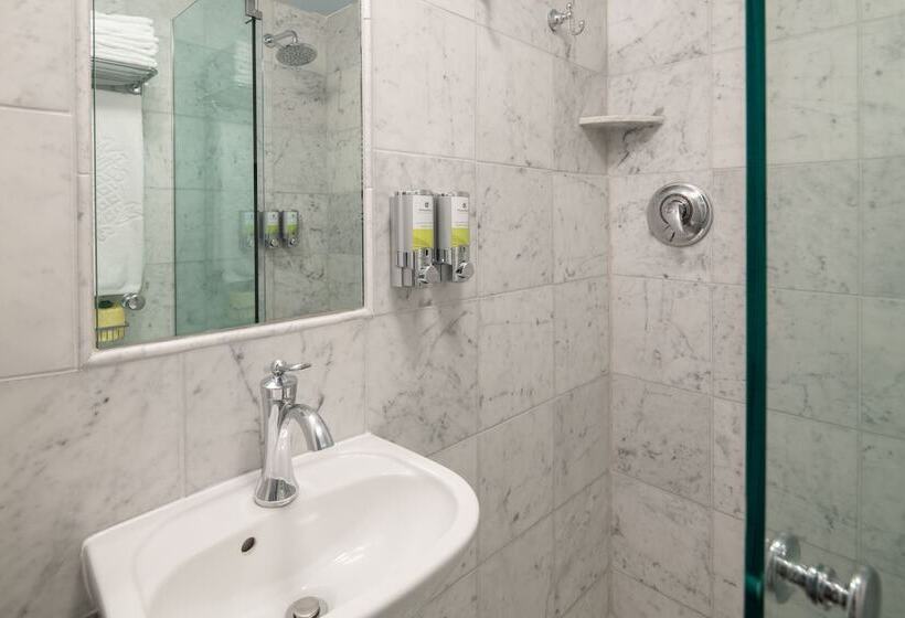 Staypineapple, A Delightful Hotel, South End