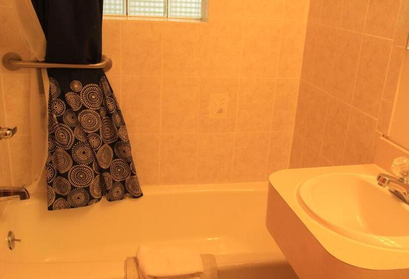 فندق Sunrise Motor Inn