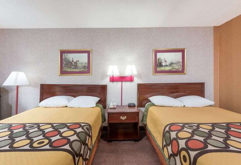 فندق Super 8 By Wyndham Hancock Md