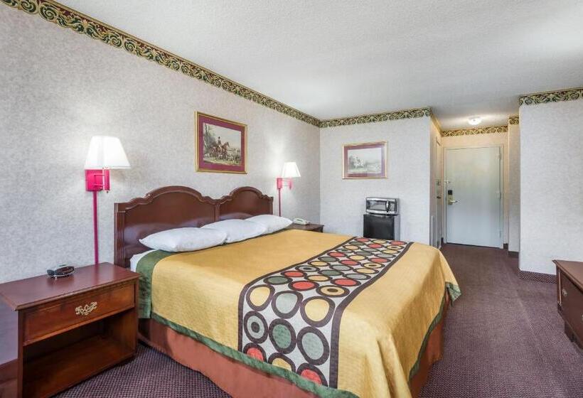 فندق Super 8 By Wyndham Hancock Md