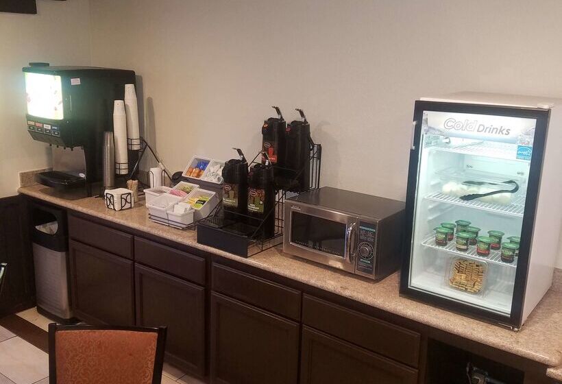 Surestay Hotel By Best Western Hollister