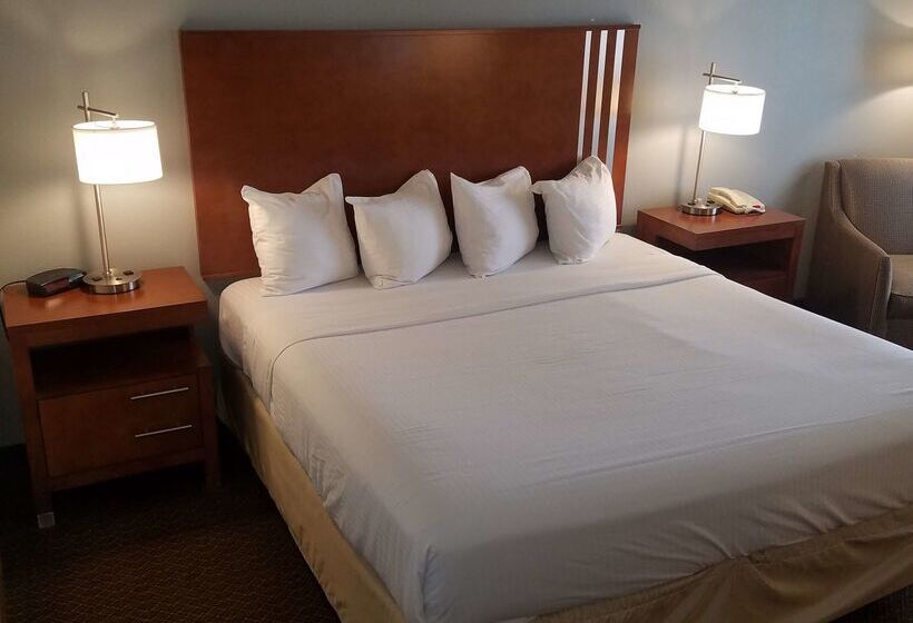 Surestay Hotel By Best Western Hollister