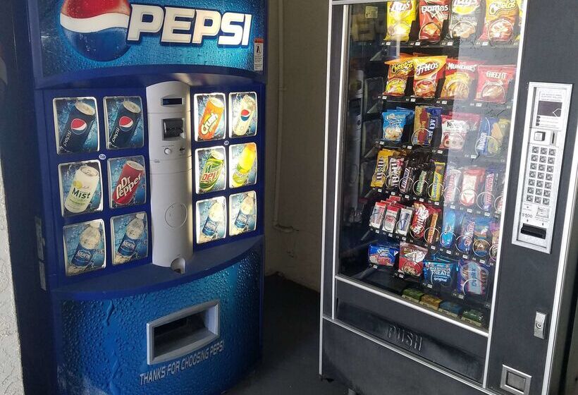 Surestay Hotel By Best Western Hollister