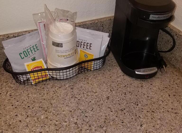 Surestay Hotel By Best Western Hollister