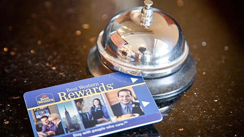 Surestay Hotel By Best Western Hollister