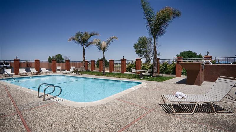 Surestay Hotel By Best Western Hollister