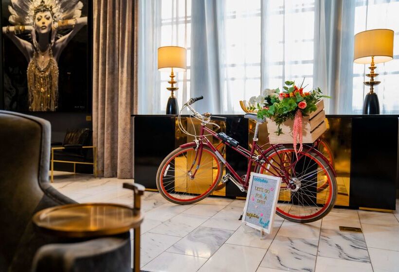 The Allegro Royal Sonesta Hotel Chicago Loop