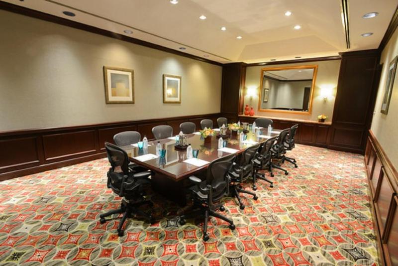 Отель The Beeman