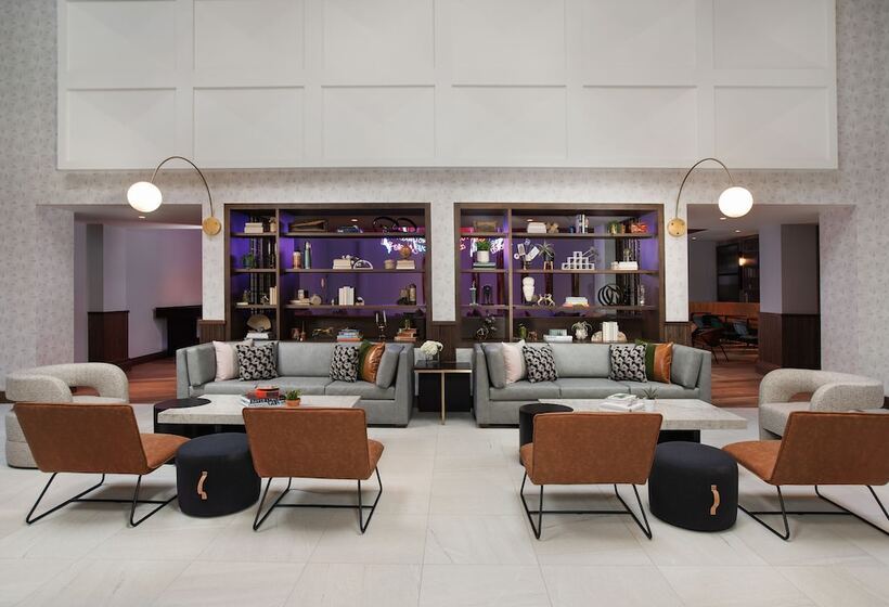 Отель The Beeman