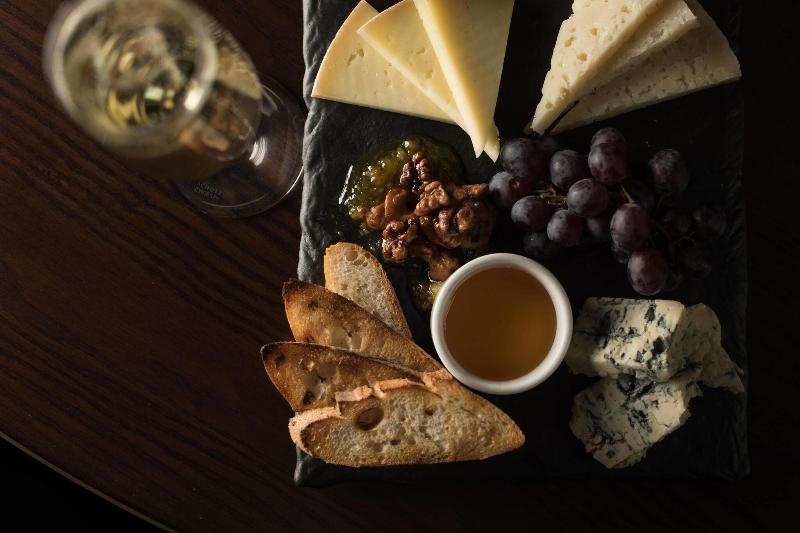 هتل The Blackstone, Autograph Collection