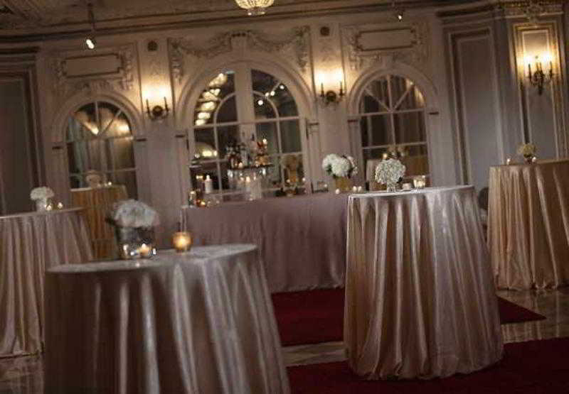 هتل The Blackstone, Autograph Collection