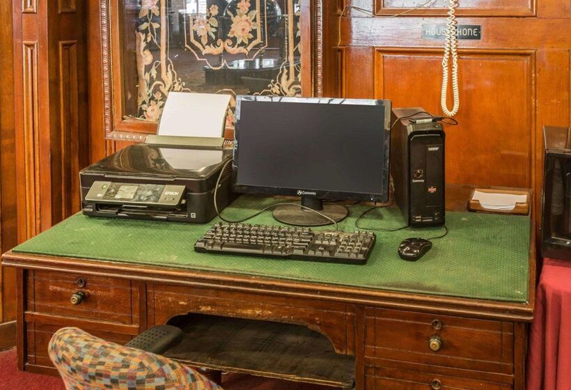 בית מלון כפרי The Boulder Broker