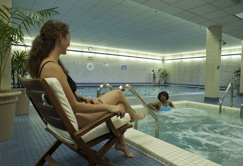 The Hotel Captain Cook