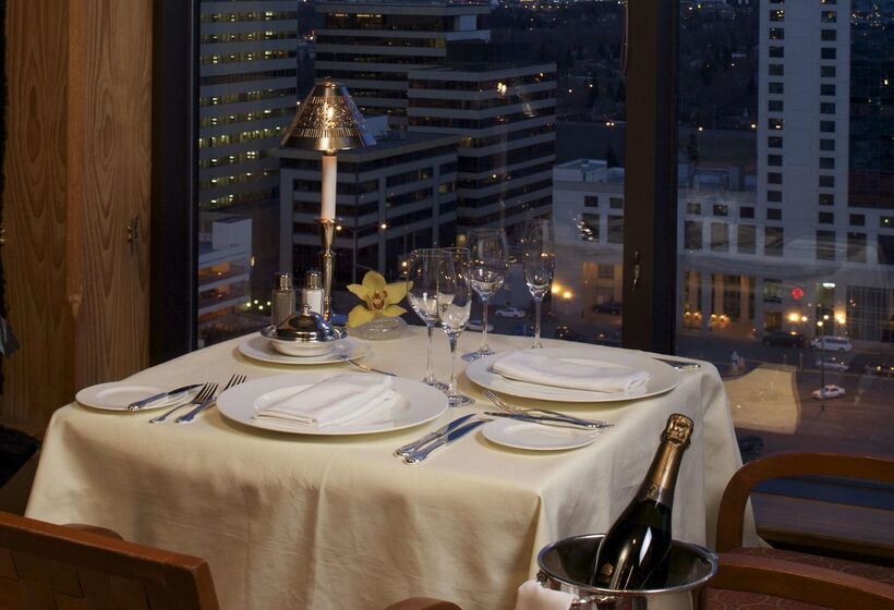 The Hotel Captain Cook