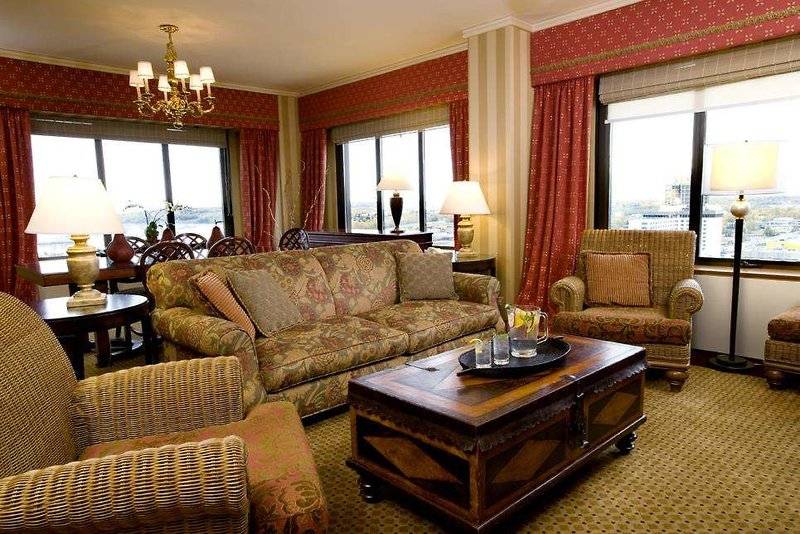 The Hotel Captain Cook