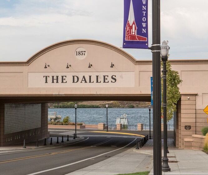 호텔 The Dalles Inn