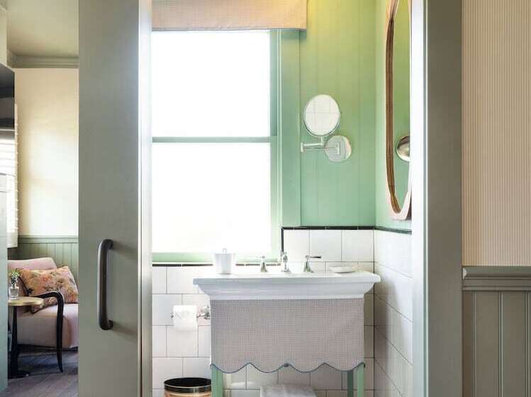 호텔 Le Petit Pali At 8th Ave