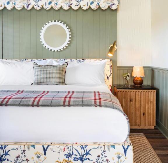 ホテル Le Petit Pali At 8th Ave