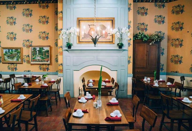 בית מלון כפרי The Historic Brookstown Inn, Trademark Collection By Wyndham