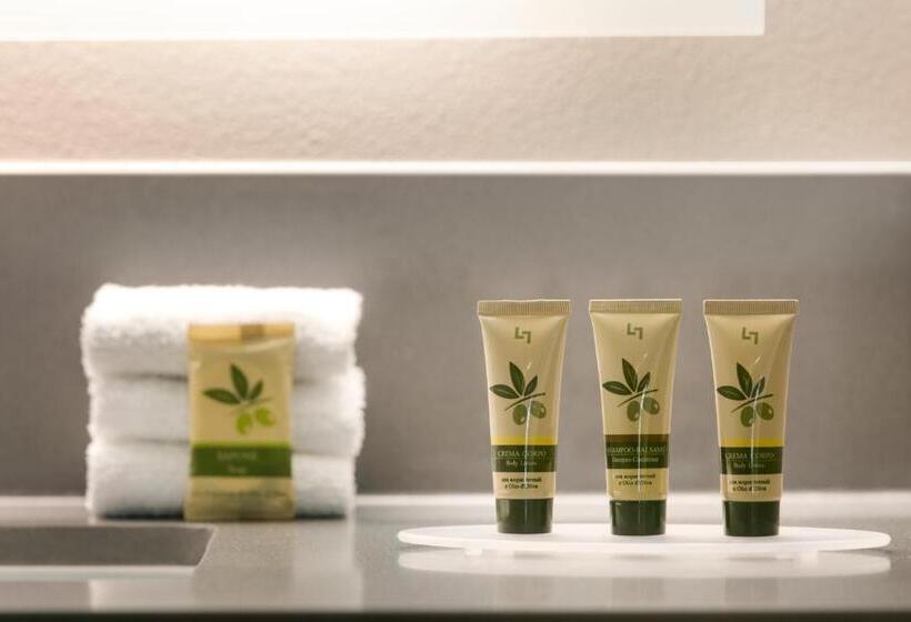 فندق Torch Lite Inn At The Beach Boardwalk