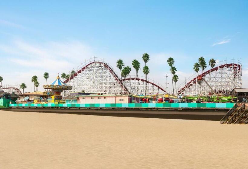 فندق Torch Lite Inn At The Beach Boardwalk