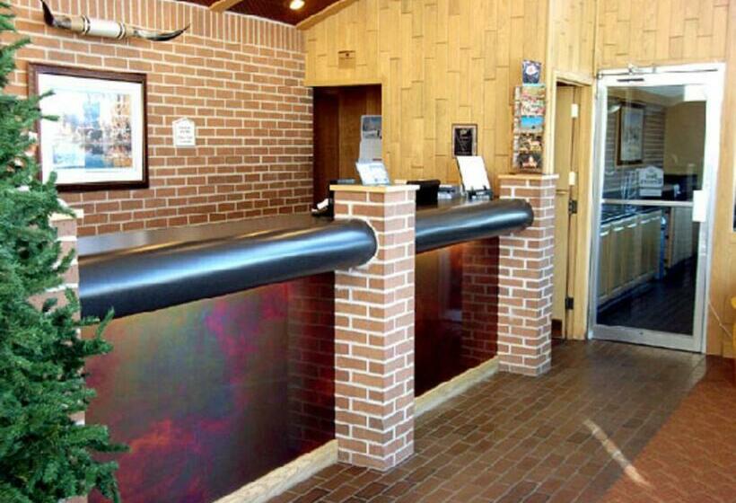 فندق Townsman Inn Larned