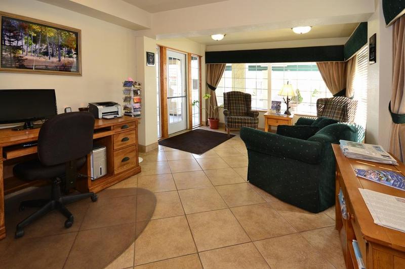 酒店 Trailside Inn