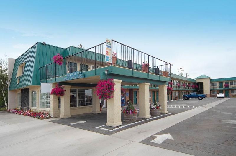 酒店 Trailside Inn