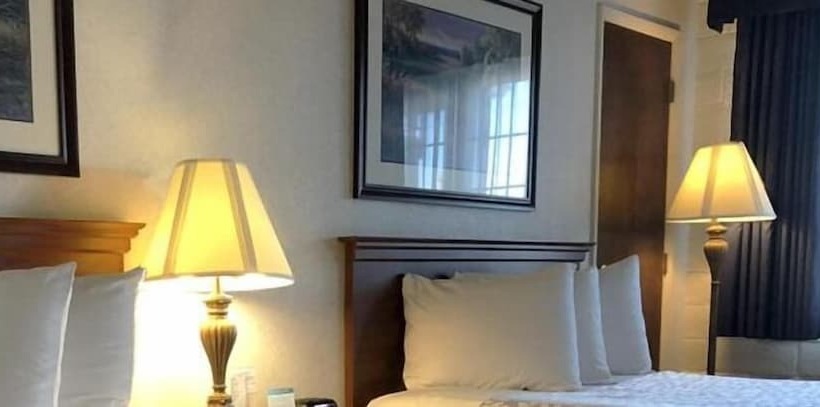 酒店 Trailside Inn