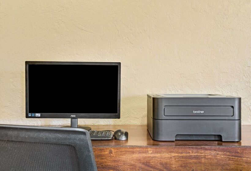 ホテル Days Inn By Wyndham Las Vegas Airport Near The Strip