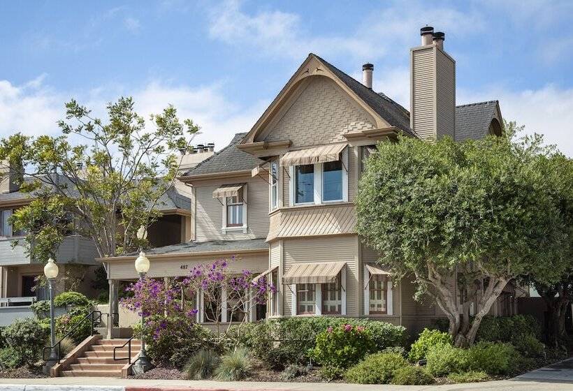 فندق Victorian Inn