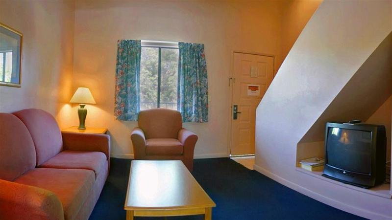 ホテル Waterside Suites & Marina