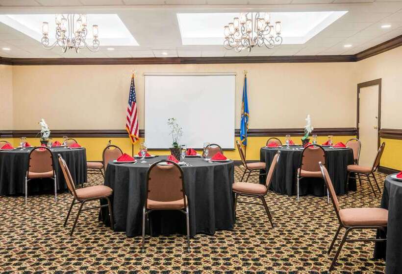 فندق Wyndham Garden Stillwater