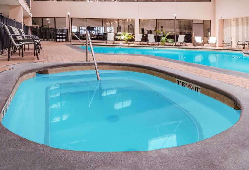 فندق Wyndham Garden Stillwater