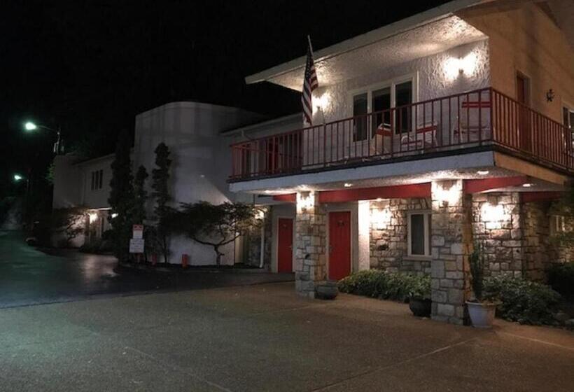 ホテル Zoders Inn And Suites