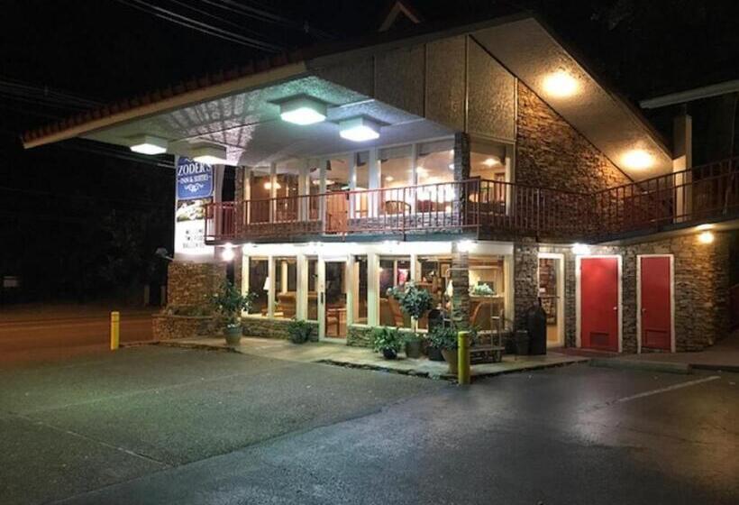 בית מלון כפרי Zoders Inn And Suites