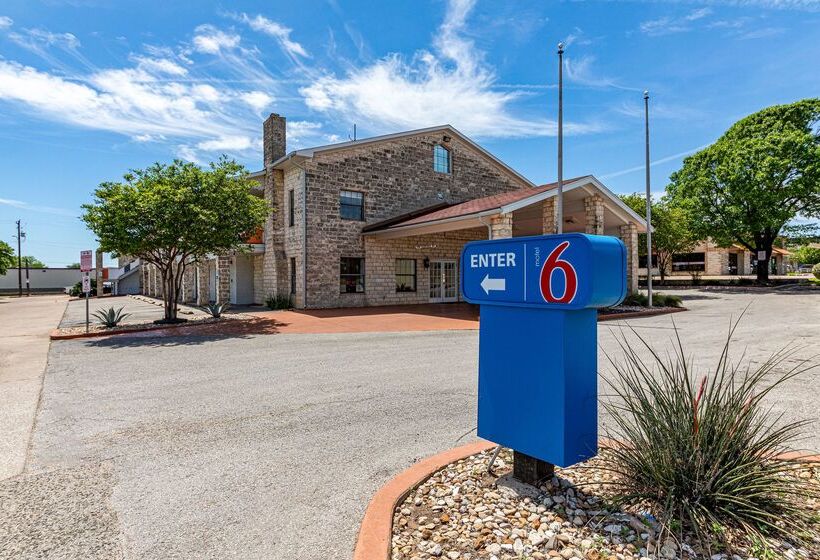 Motel 6 Georgetown, Tx