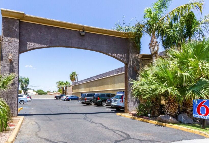 Motel 6 Glendale Az