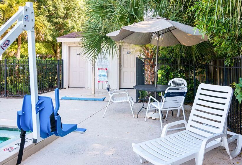 Motel 6 Tampa, Fl   Fairgrounds