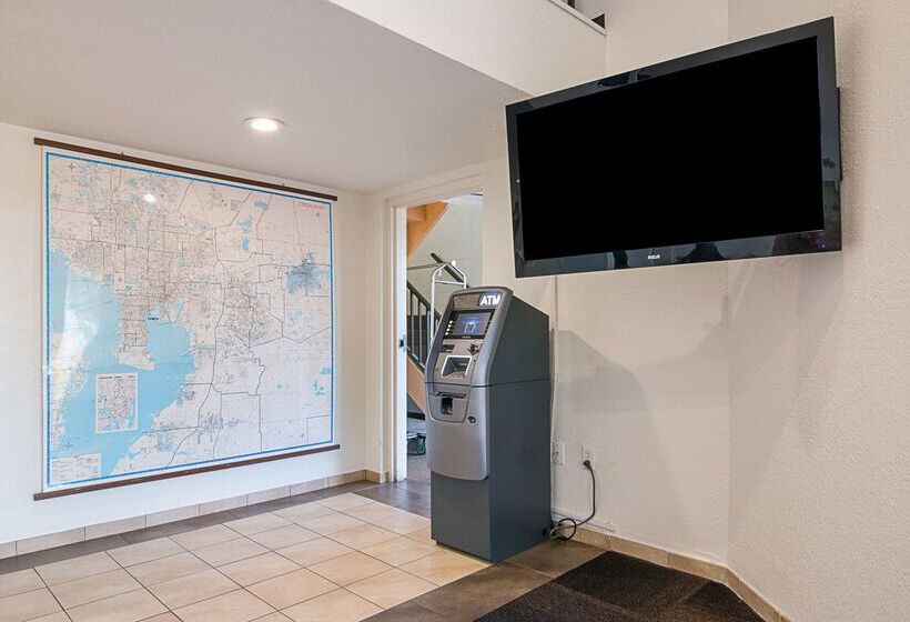 Motel 6 Tampa, Fl   Fairgrounds