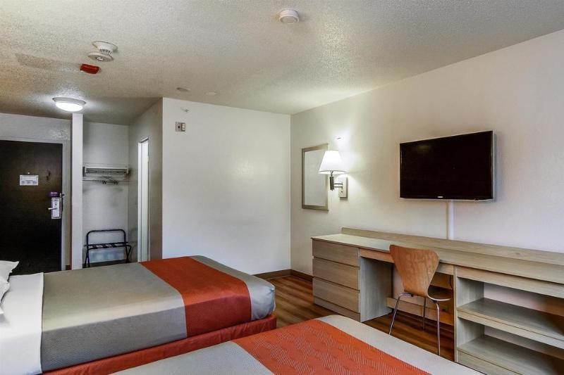 Motel 6framingham, Ma  Boston West