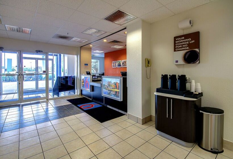 فندق على الطريق Studio 6 King Of Prussia, Pa   Philadelphia