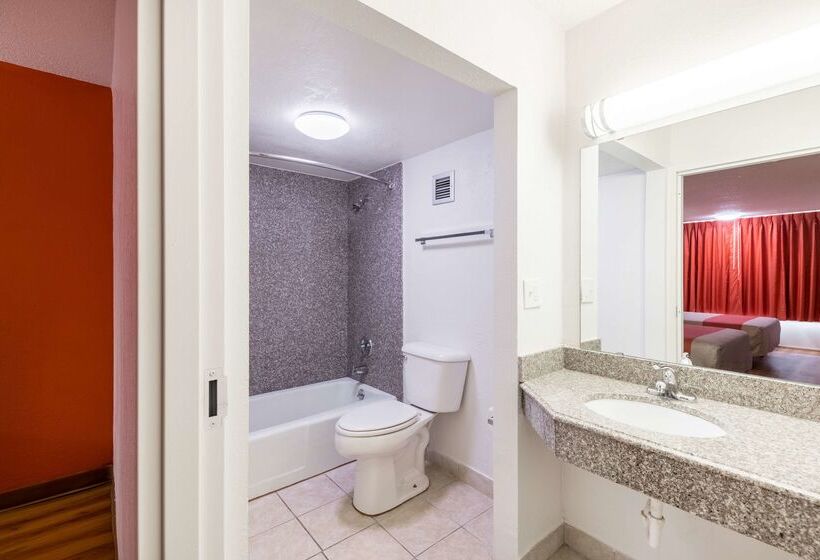 Motel 6oklahoma City, Ok  Bricktown