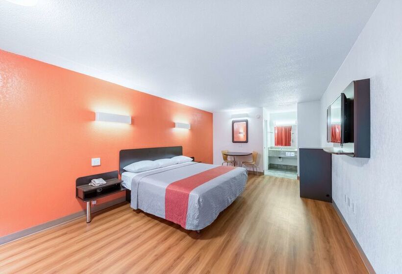 Motel 6oklahoma City, Ok  Bricktown